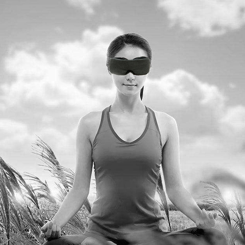 Sleep deeper with zero light — Manta 3D Adjustable Sleep Mask